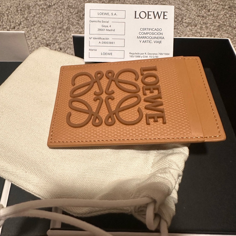 LOEWE Card holder New In Box